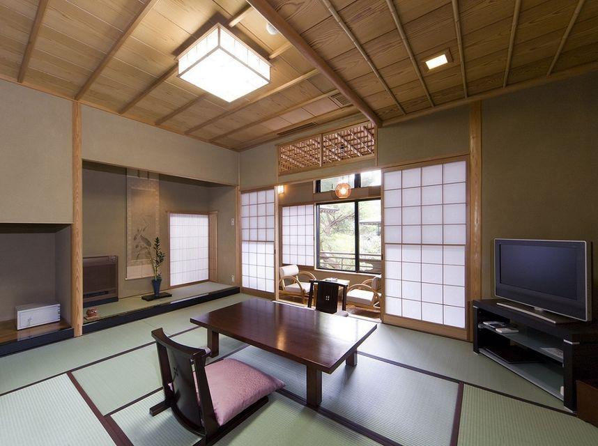 Japanese, Hanare Yuhi