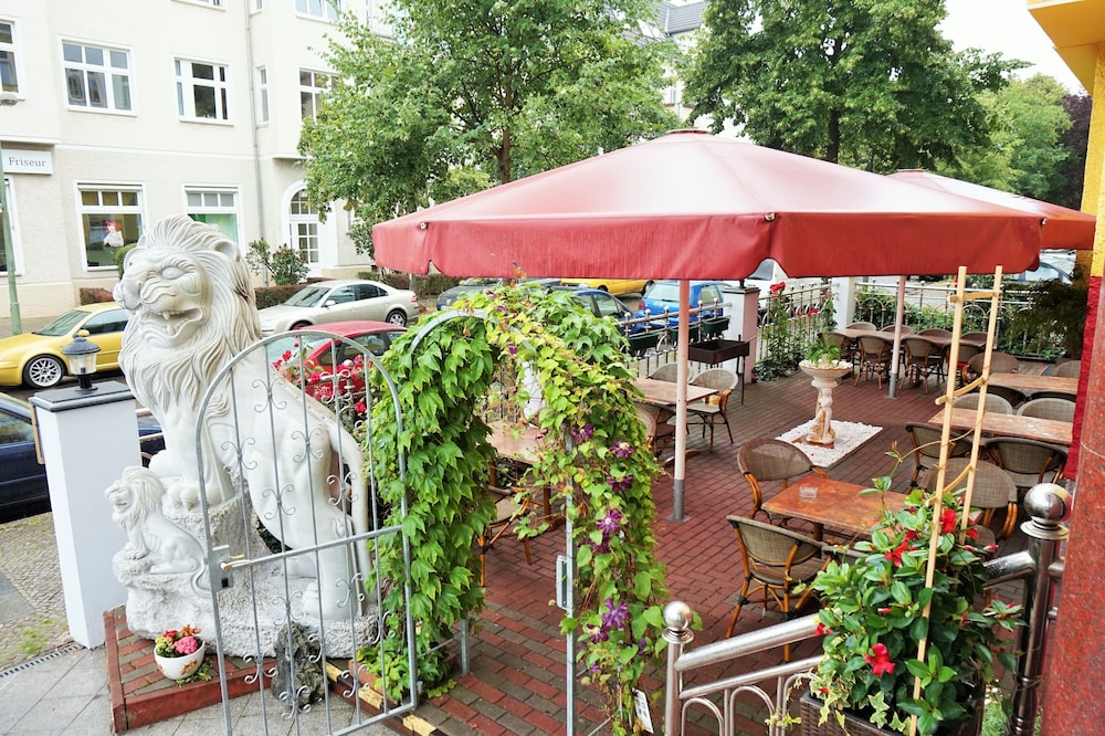 Hotel Karlshorst 55/62