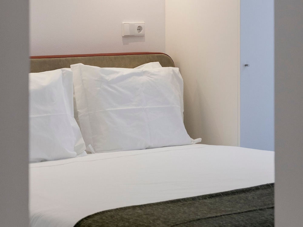 Lisbon Serviced Apartments - Chiado Emenda 40/70
