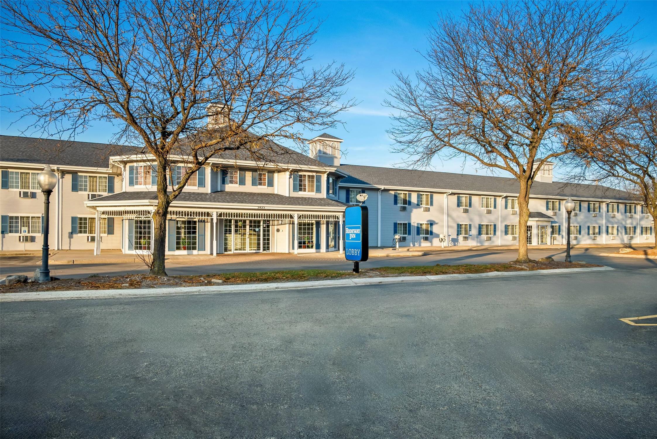 Rodeway Inn Grandville - Grand Rapids 20/22