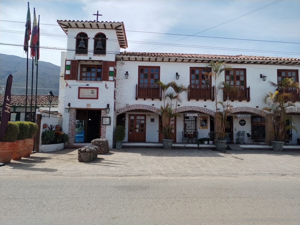 Hotel Capitan Ricaurte 5/66