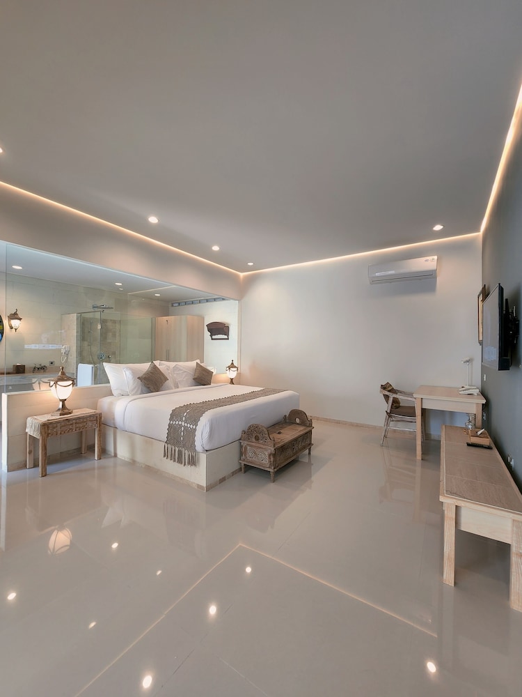 Alindra Villas and Spa 30/80