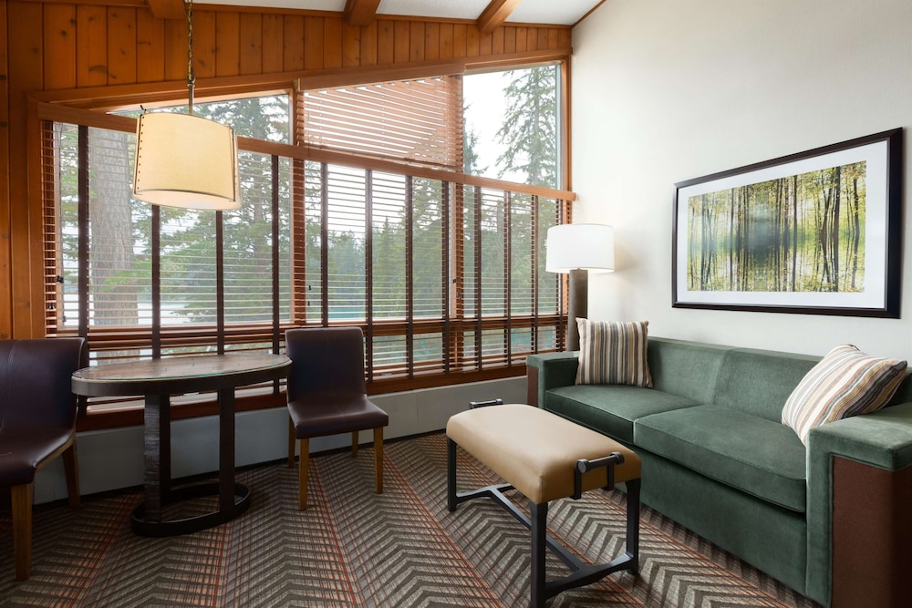Fairmont Jasper Park Lodge 47/79