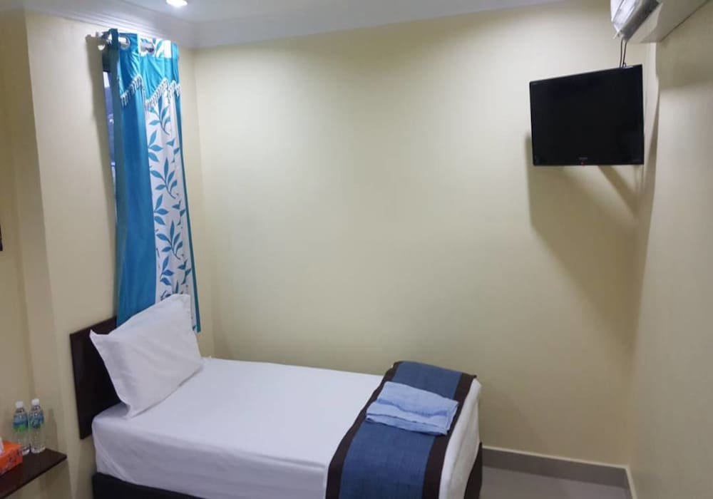 Maha Hotel 28/49