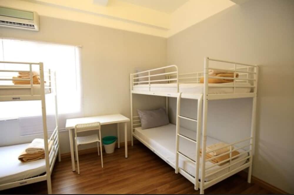 Travelogue Guest House 20/50
