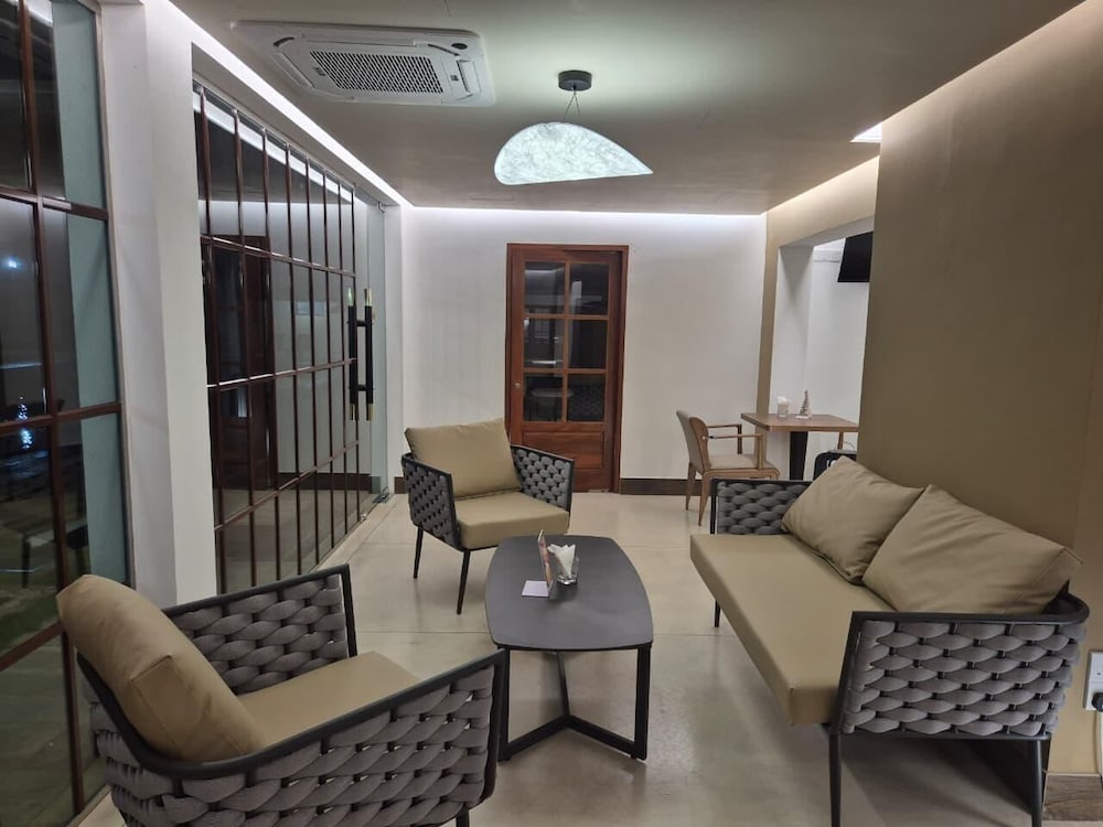 Rajarata Hotels 25/50