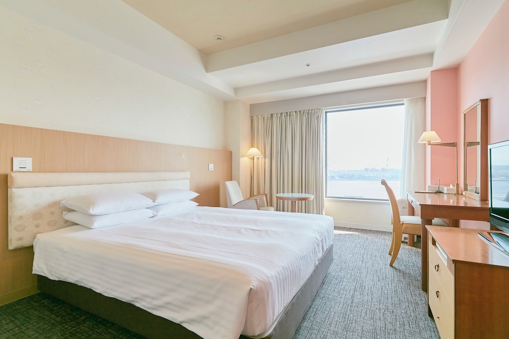 OCEAN, DOUBLE BED