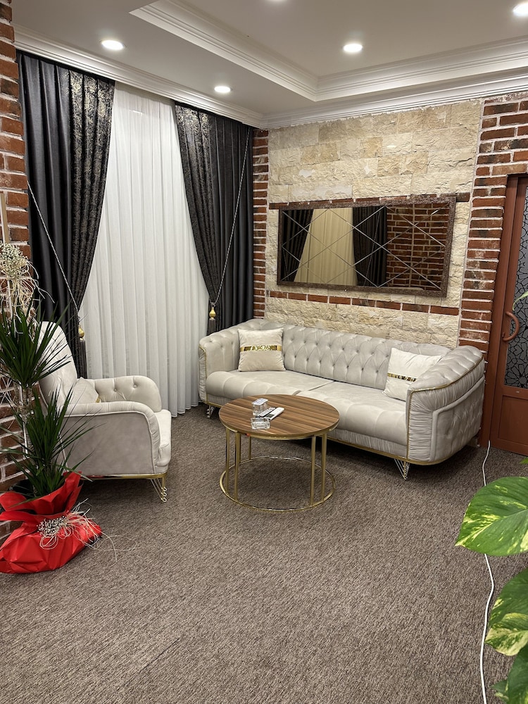 Konak Otel Suriçi 13/15