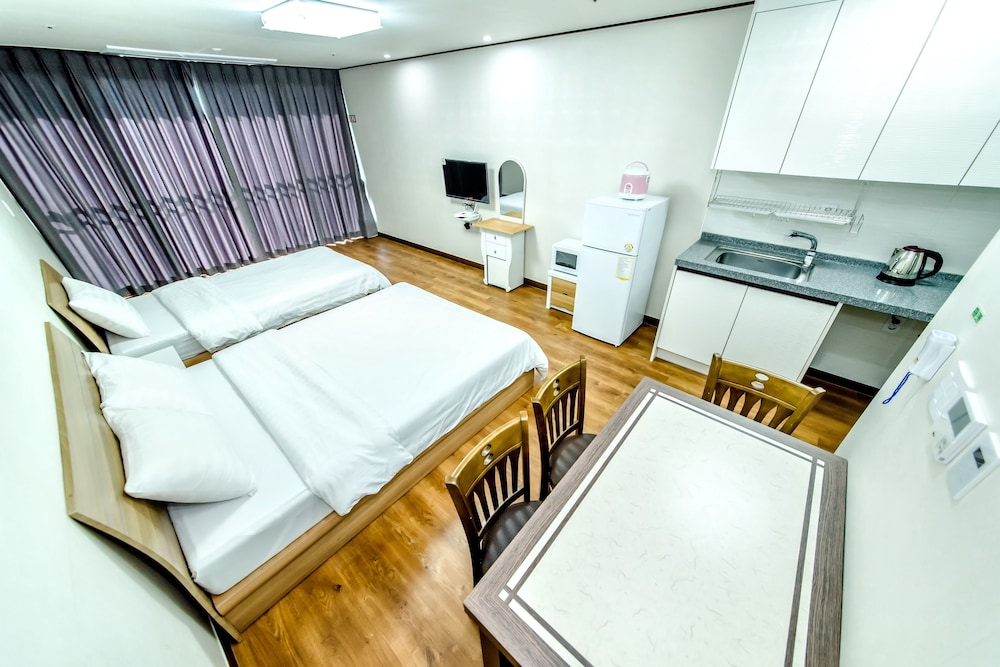 Rejina Pension 36/68