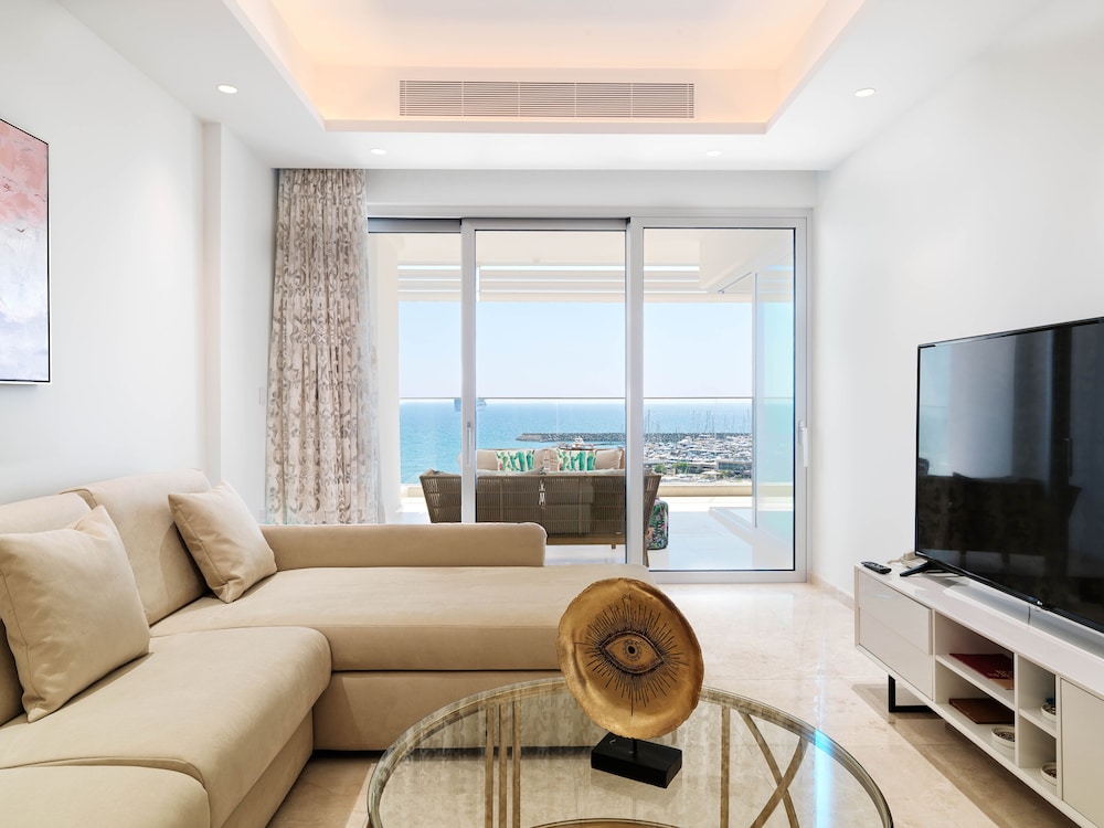 The Tower at St Raphael Resort 33/50