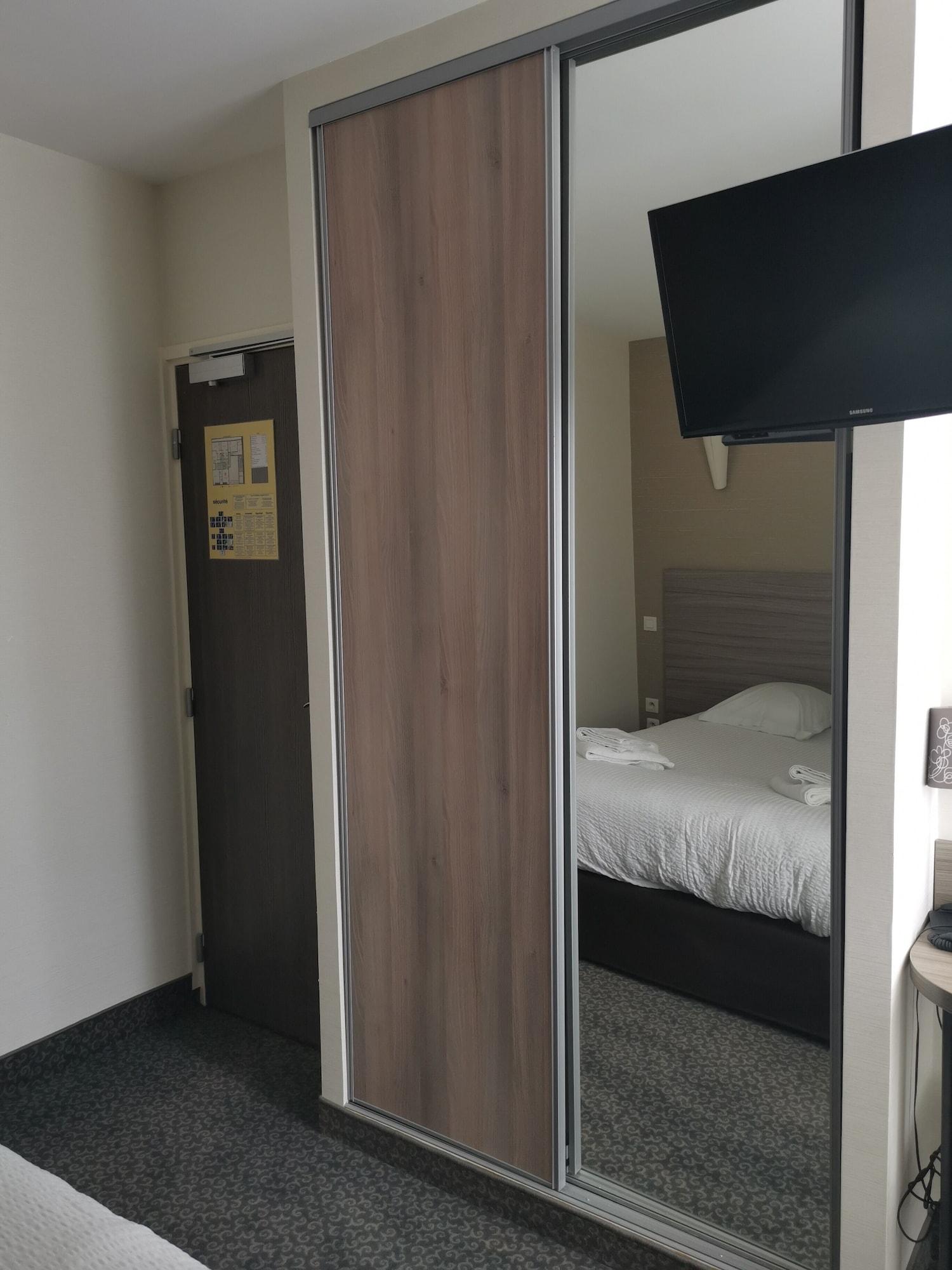 Hotel De La Gare Troyes Centre 30/55