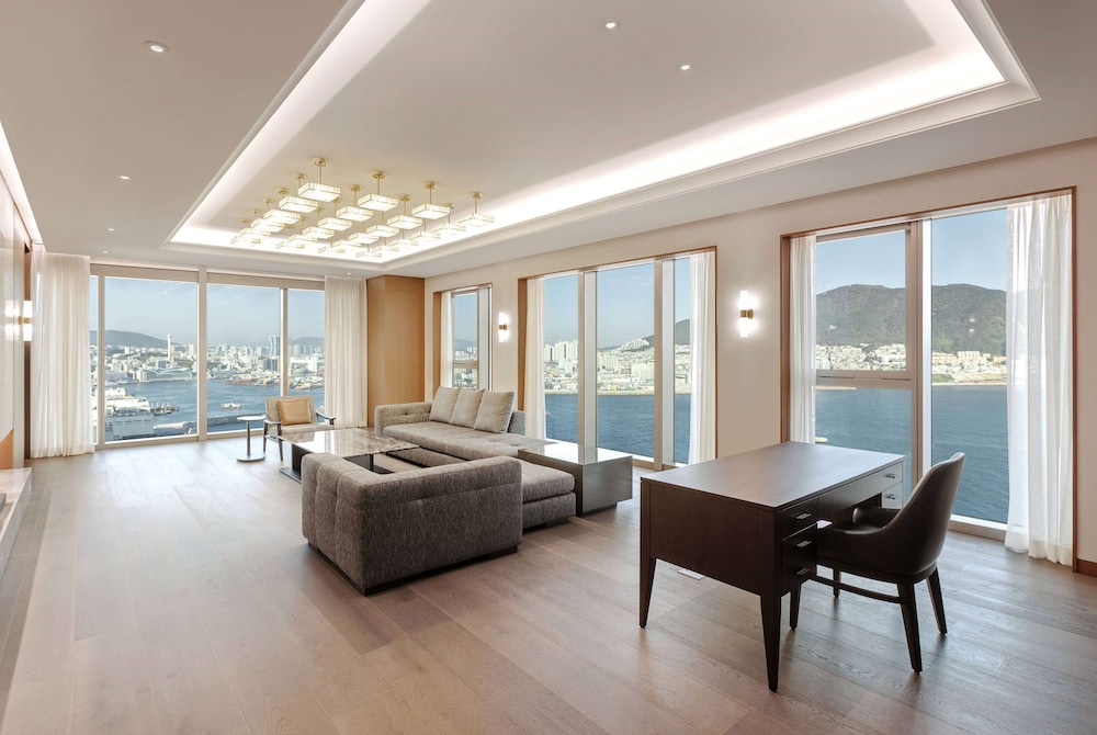 Wyndham Grand Busan Ijin 29/43