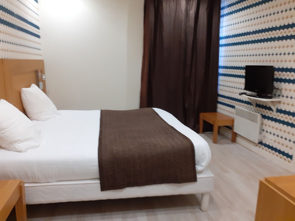 LOGIS HOTEL DE L ECU 10/23