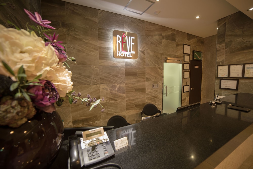 Reve Hotel Jeju 4/35