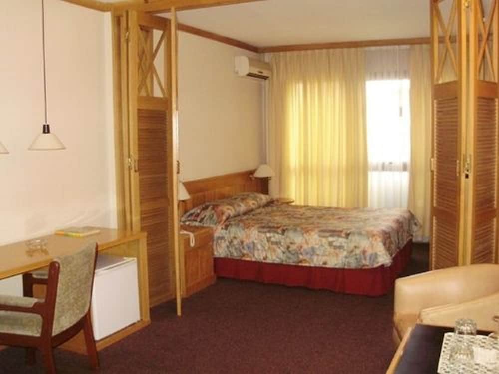 Hotel Klee 5/18