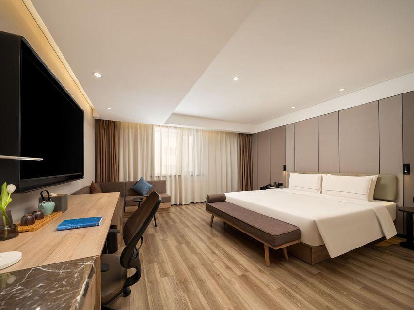 Jimu, Double Bed