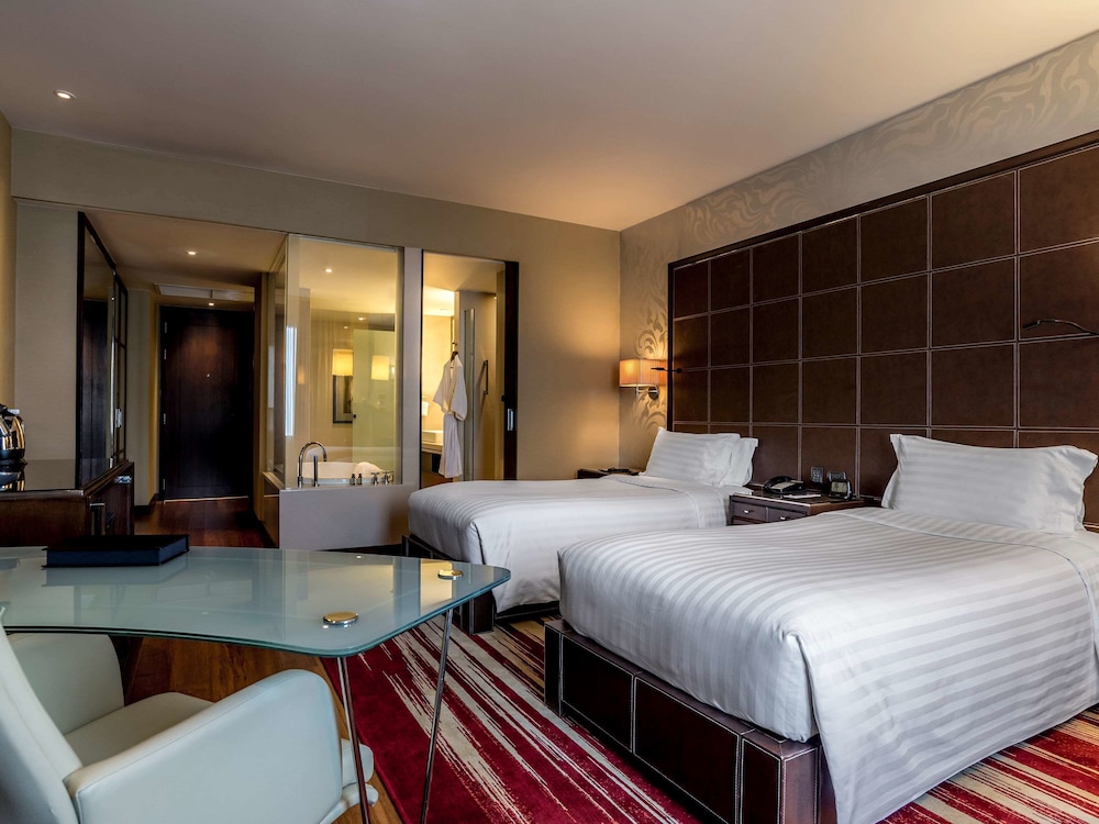 Hilton Bangkok Grande Asoke 11/59