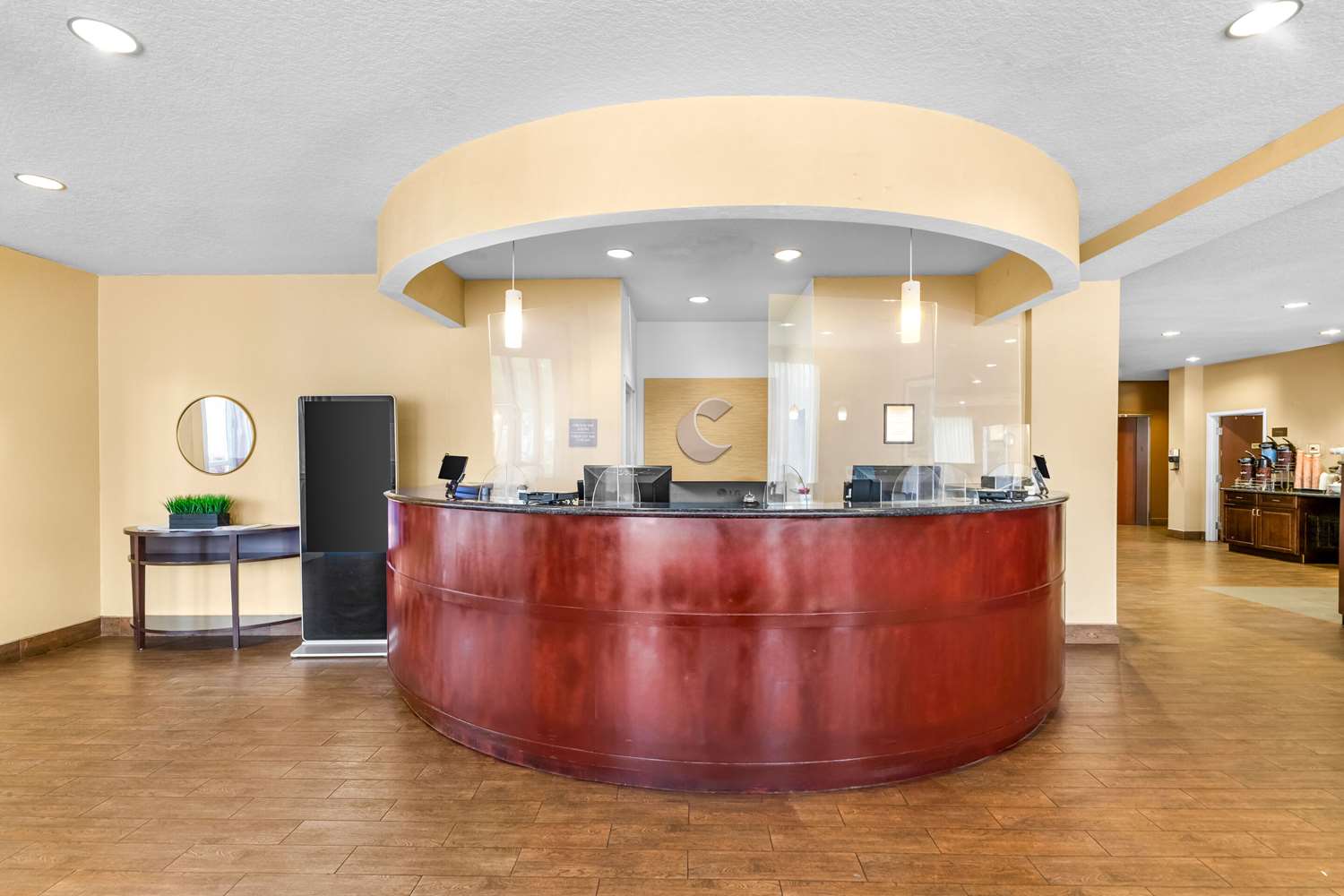 奥兰多机场凯富套房酒店(Comfort Suites Orlando Airport) 图片4
