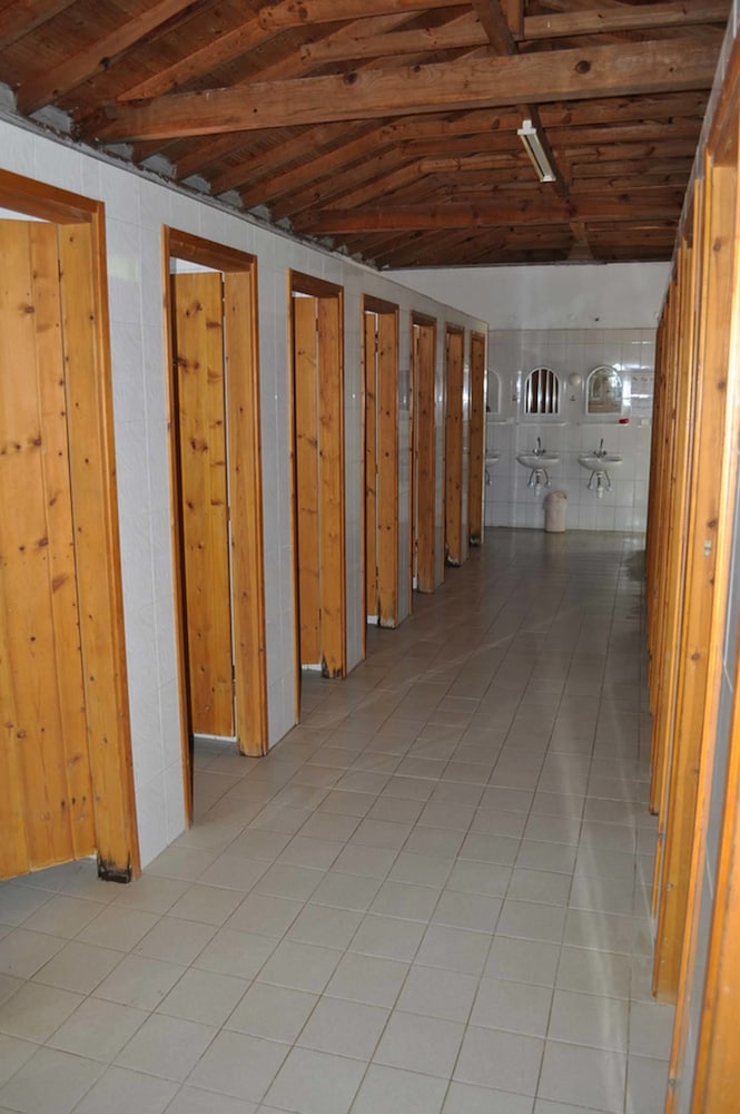 Camping Pitsoni 10/50