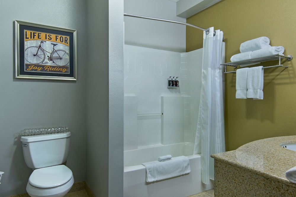 Oxford Suites Downtown Spokane 52/55