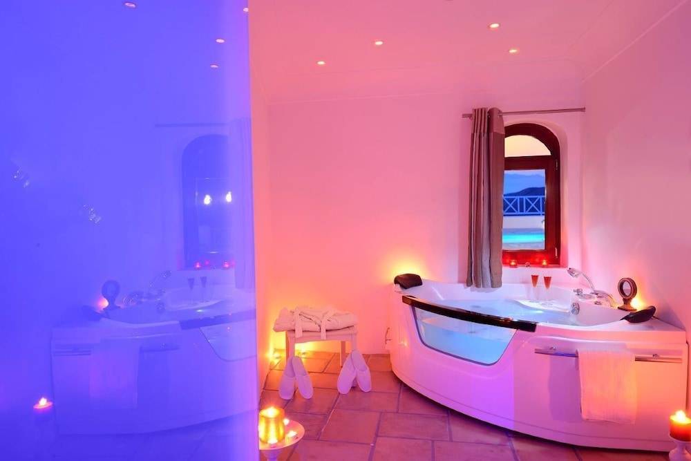 Absolute Bliss Imerovigli Suites 28/63