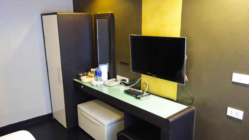 S30 Hotel 40/44
