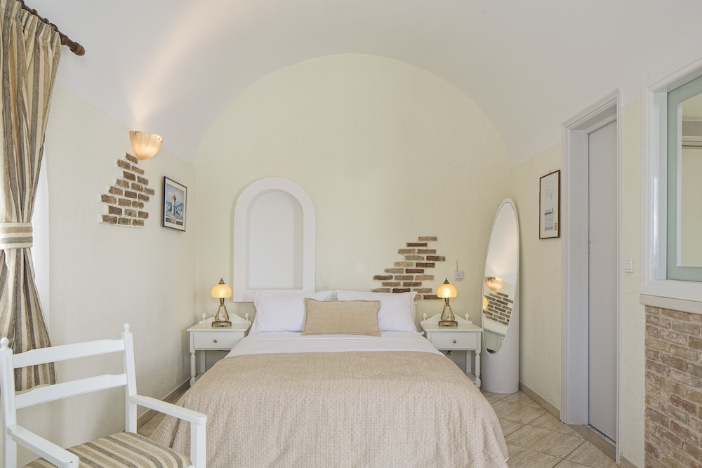 Contaratos Beach Hotel 9/50