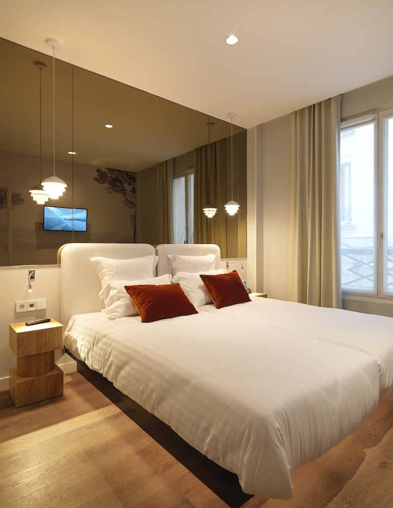 BASIC, DOUBLE BED