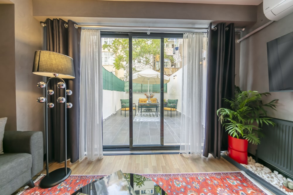 Hexa Suites Hotel 13/50