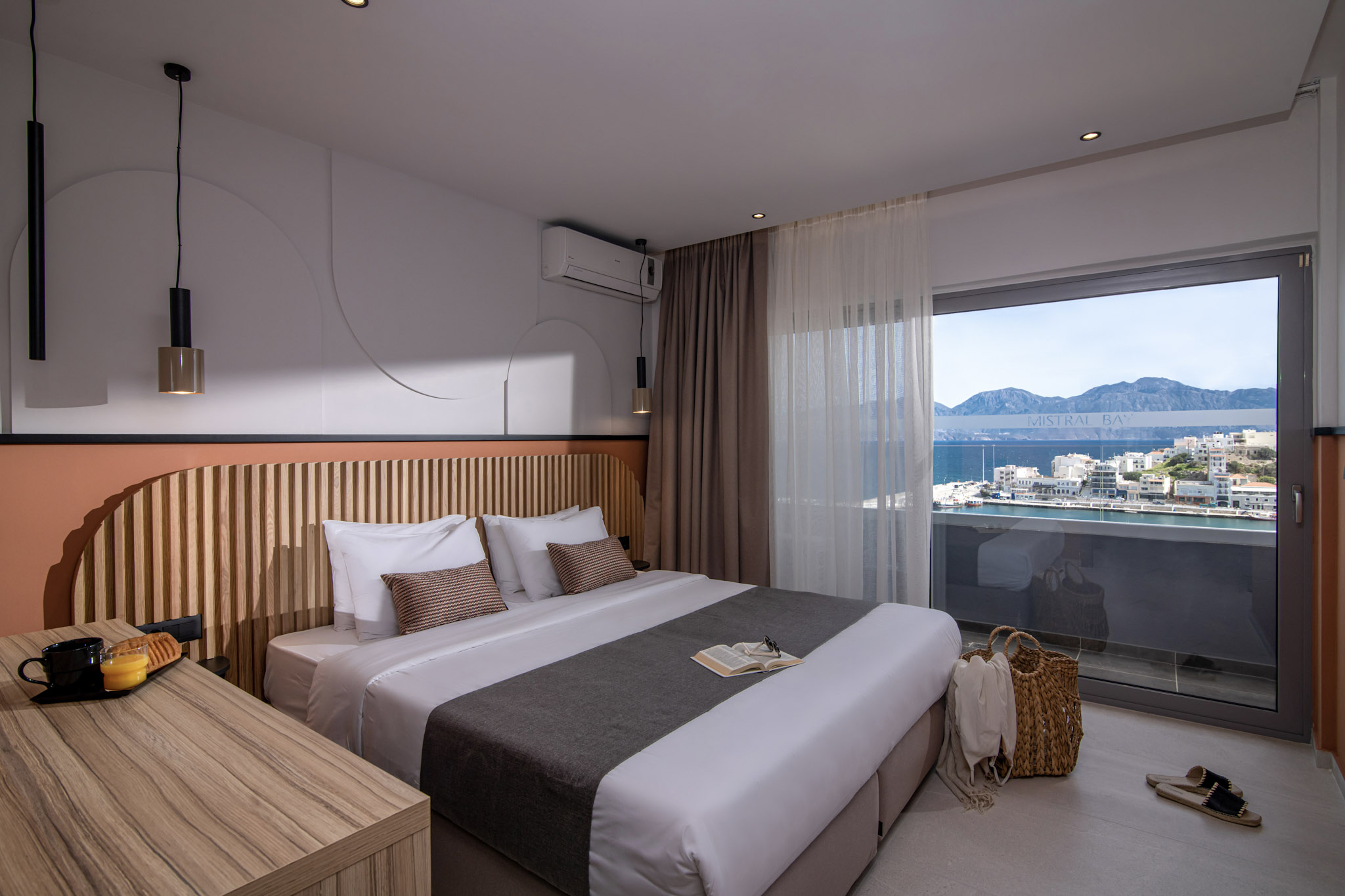 Room, Double Bed, Lateral Side Sea View، Mistral Bay Hotel 2/8