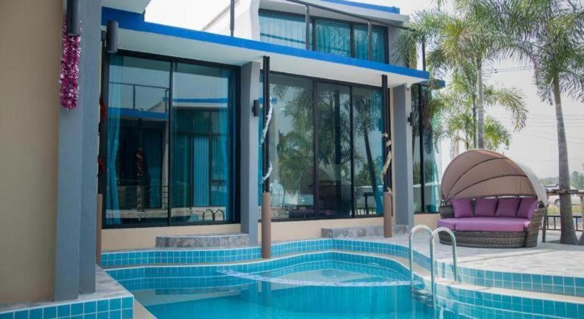 Charm Resort Cha-Am 4/60