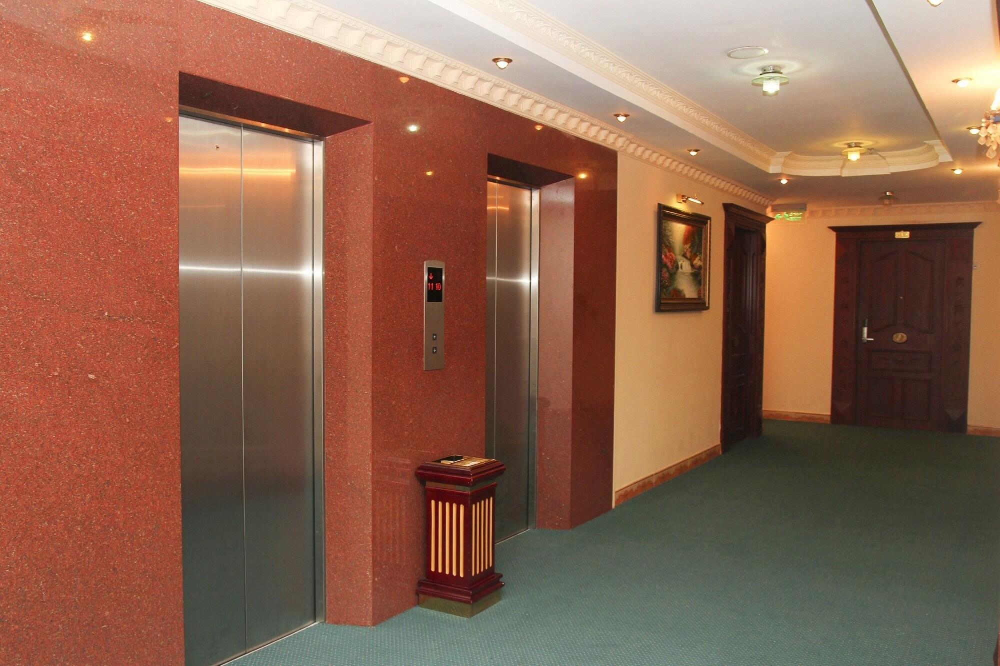 New Pacific Hotel 27/55