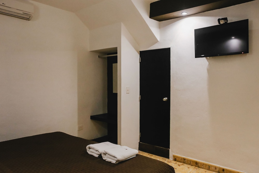 Hotel Santiago by Kavia 24/62
