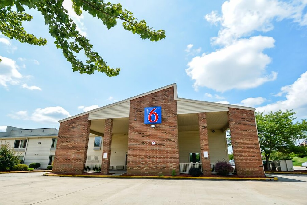 Motel6 Greensboro, NC - Airport in GREENSBORO - NC
