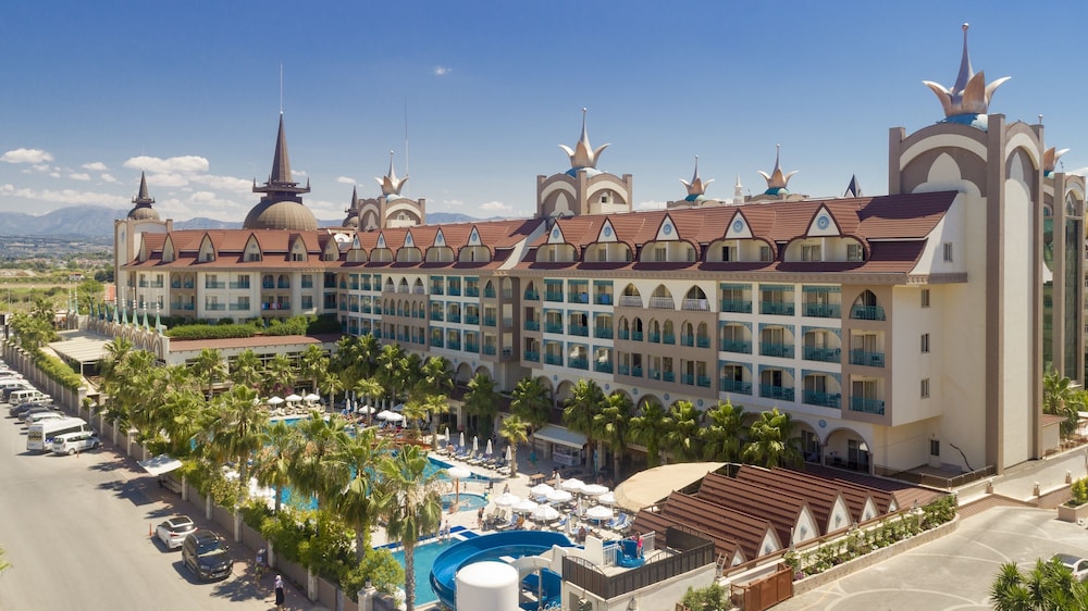 Side Crown Palace in SIDE