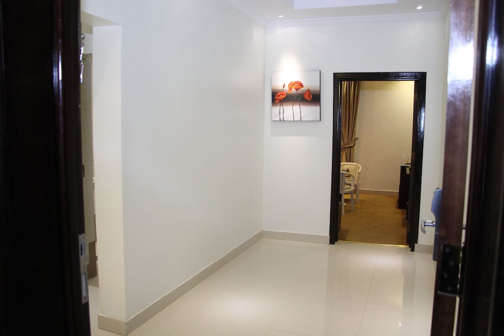 Al Muhaidb Residence Al Dowally 14/30