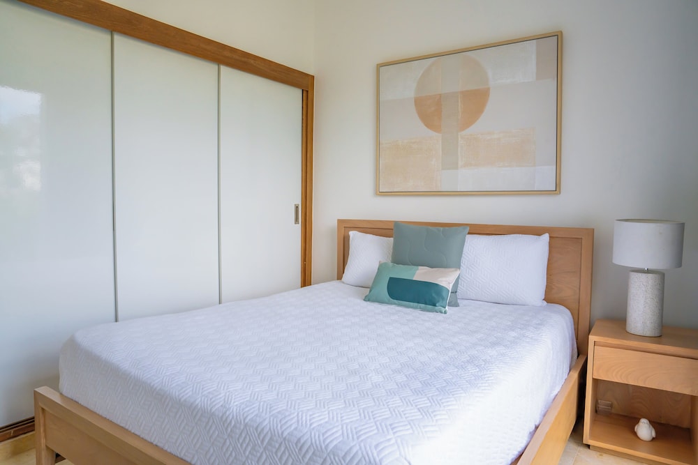 4 Bedrooms, Grand, Town House, Bunk Bed, 2 Queen Beds, Private Pool
