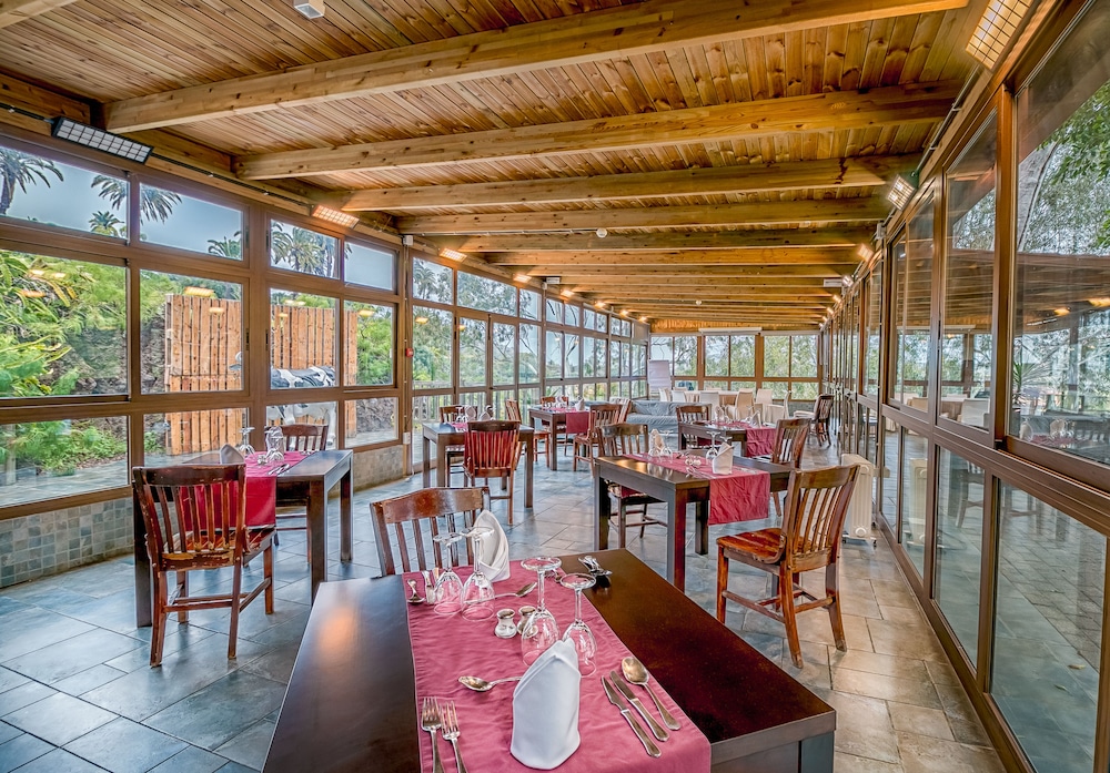 Hotel Rural LIVVO Maipez 27/50