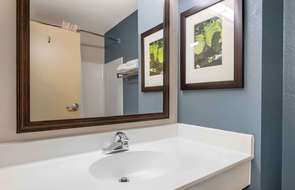 Extended Stay America Ft Wayne - South 32/34