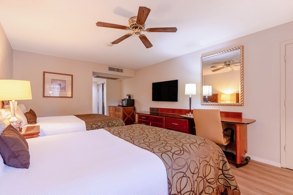 Room, 2 Queen Beds, Historic Coronado Motor Hotel by OYO 5/10