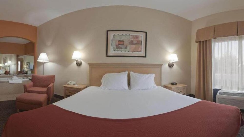 Holiday Inn Express Clermont 15/57