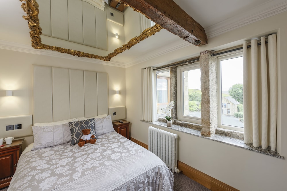 The Saddleworth Hotel 3/42