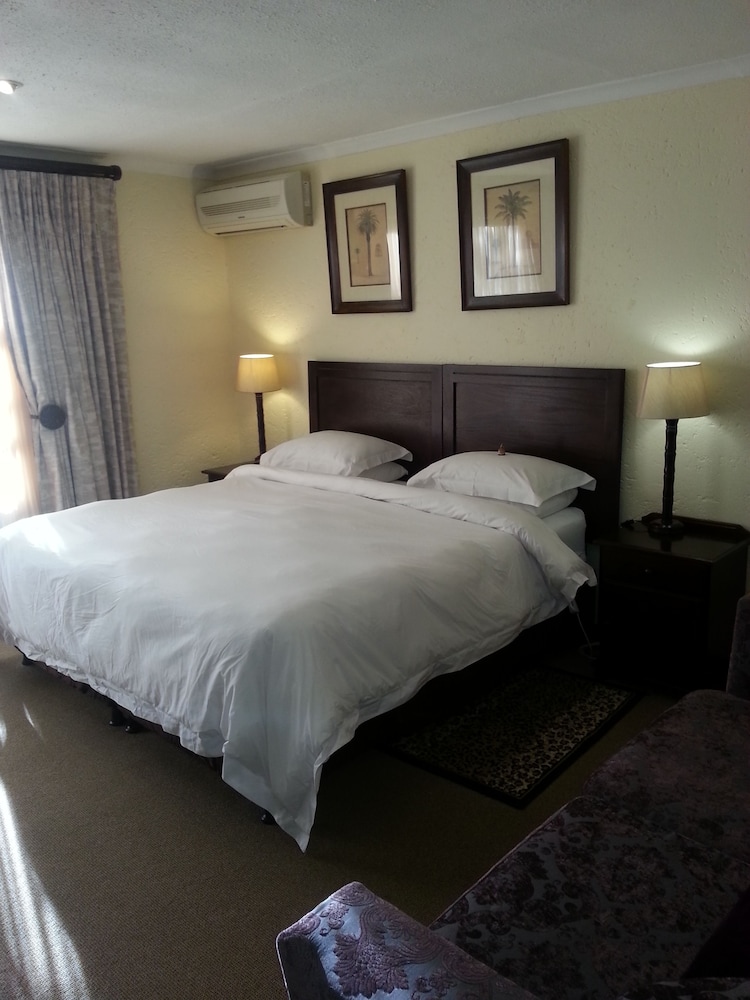 Jubilee Lodge Guest House 4/32