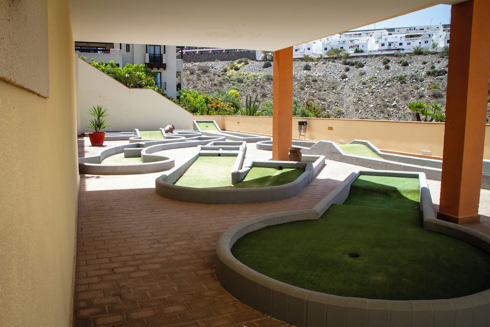 Holiday Club Sol Amadores 59/64