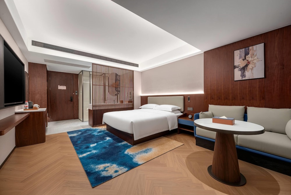 Days Hotel by Wyndham Fuyang Linquan 12/25