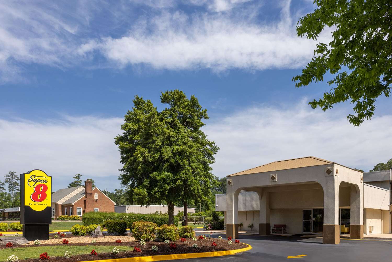 Super 8 by Wyndham Williamsburg/Historic Area 19/26
