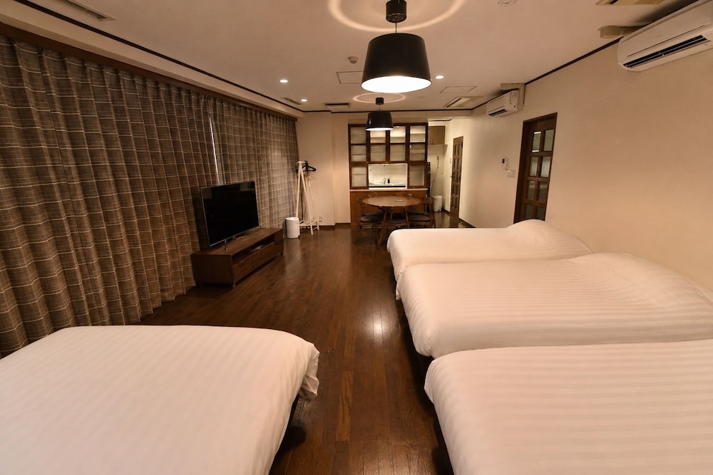 Randor Residence Tokyo Grand 16/50