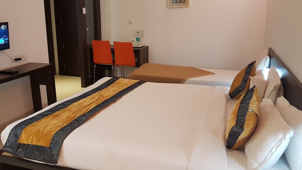 Hotel Golden View 10/29