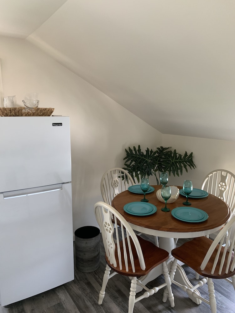 Ocean Glass Inn 22/50
