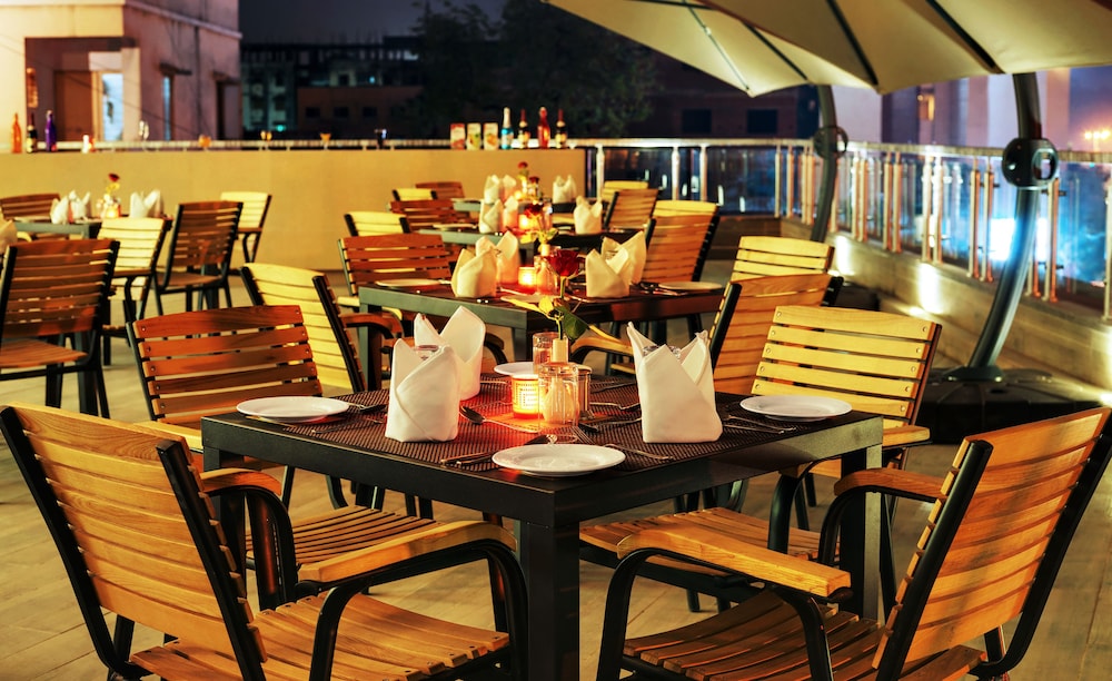 Hotel Suba Elite 25/44